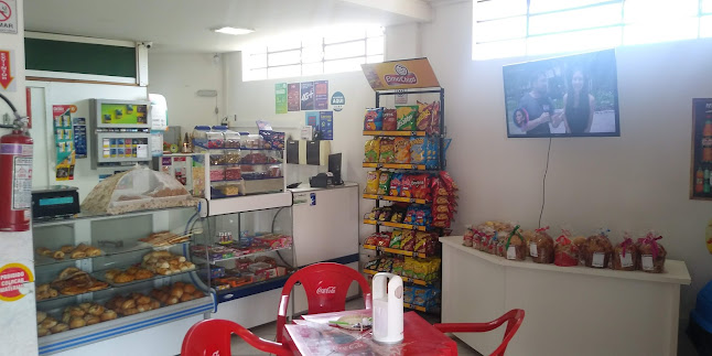 Padaria E Confeitaria Big Pão