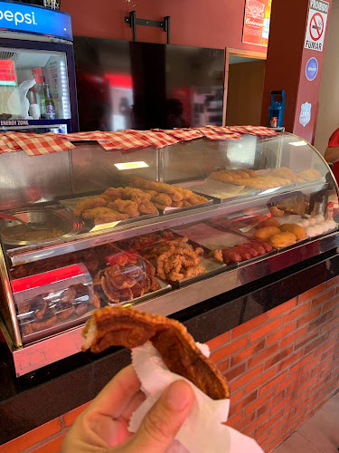 Avenida República, em Número - Interlagos, Linhares - ES, 29903-508, Brasil