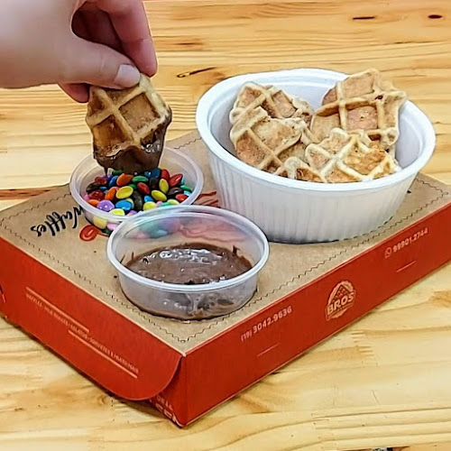 Comentarii opinii despre Bros Waffles & Shakes