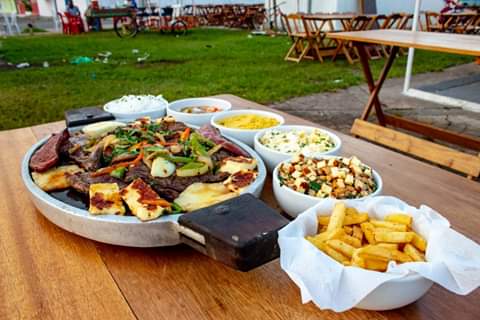 Opinii despre Churrascaria Carne na Pedra în Parintins - Gastronomia e hotelaria