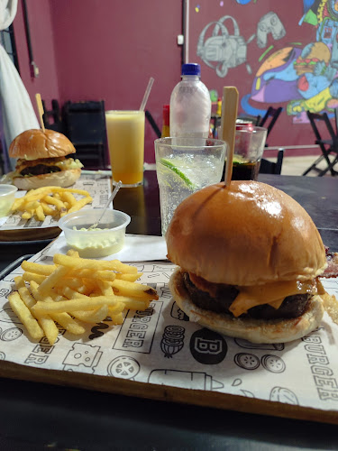 Av. Pedro Taques, 4642 - Alvorada 3, Maringá - PR, 87035-591