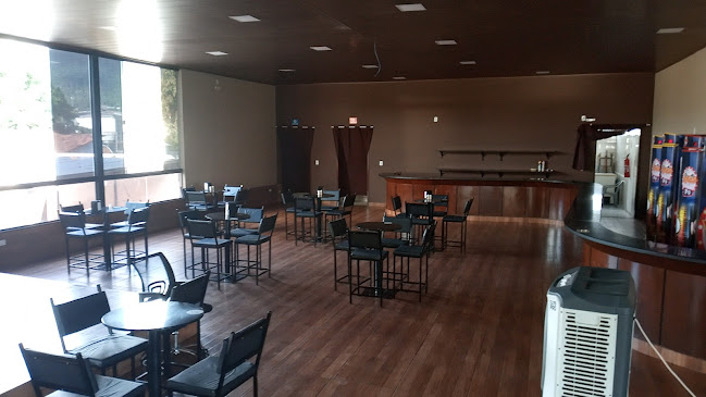 Opinii despre Vegas Pub Bar e Petiscaria în Barra do Garças - Gastronomia e hotelaria