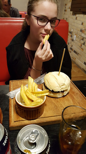 Comentarii opinii despre Black Sheep Hamburgueria