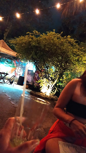 Comentarii opinii despre Midori Pub