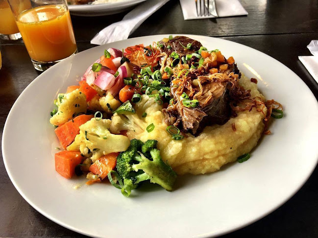 Opinii despre Limoeiro - Casa de Comidas în Curitiba - Gastronomia e hotelaria