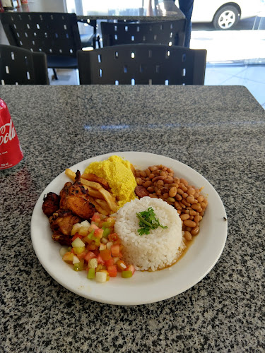 Opinii despre Restaurante Peixe Frito do Centro în Bayeux - Gastronomia e hotelaria