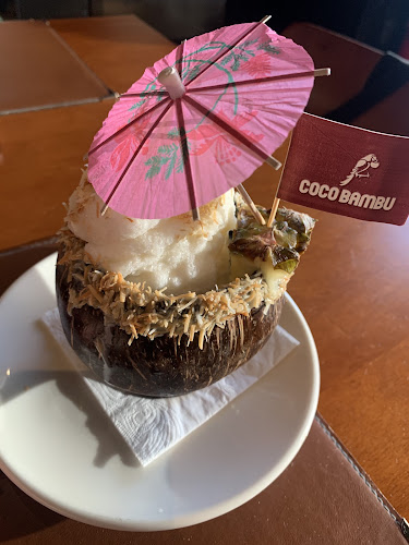 Coco Bambu Florianópolis: Restaurante, Peixe, Camarão, Carnes, Lagosta, Salada