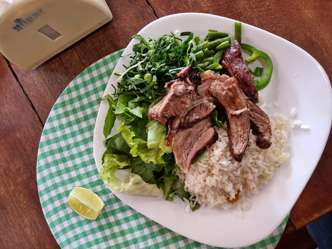 R. Dom Pedro I, 117 - Centro, Quirinópolis - GO, 75860-000