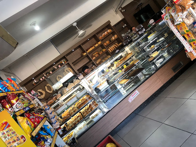 Comentarii opinii despre Panificadora Avenida Brasil