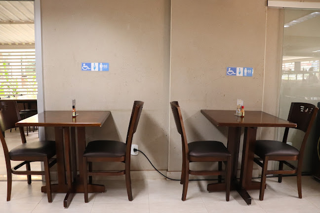 Asa Norte CLN 307 BLOCO C LOJA 14,18,44,56,62,68,86 - Asa Norte, Brasília - DF, 70746-530