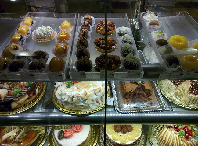 Cravo e Canela Confeitaria T-10 - Gastronomia e hotelaria