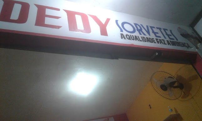 Dedy Sorvetes & Burg's - Gastronomia e hotelaria