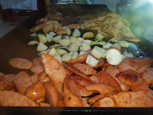 R. Francisco Alves, 188 - Floresta, Joinville - SC, 89212-220, Brasil