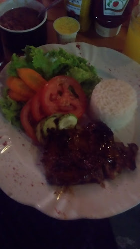 R. do Mucugê, 168 - Arraial d'Ajuda, Porto Seguro - BA, 45810-000