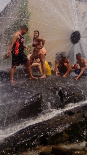 Comentarii opinii despre Véu das Noivas - Caxitoré