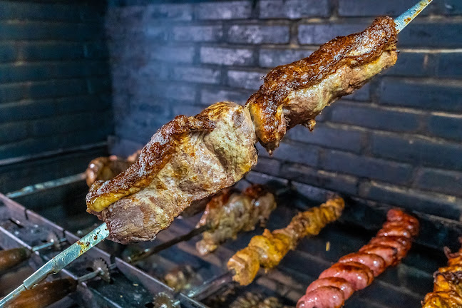 Ellus Restaurante e Churascaria