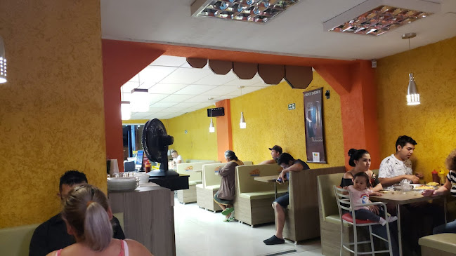 Dina Pizza - Gastronomia e hotelaria