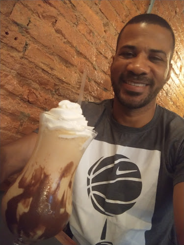 Av. Eudóxia Canedo, 13 - Centro, Muriaé - MG, 36880-031