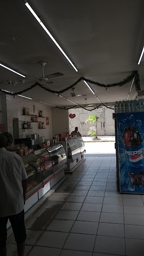 R. Pres. Dutra, 2 - Hararas da Peniche, Tanguá - RJ, 24890-000