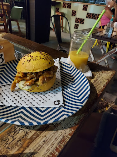 Comentarii opinii despre Cora