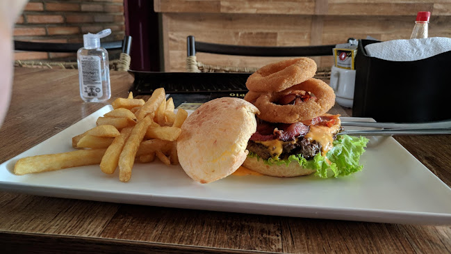 Opinii despre Hamburgueria Pão de Queijo în Ouro Preto - Gastronomia e hotelaria