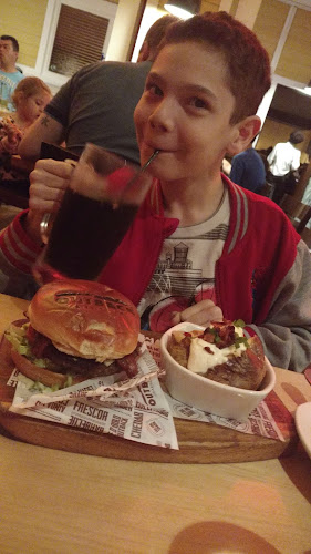 Comentarii opinii despre Outback Shopping Anália Franco