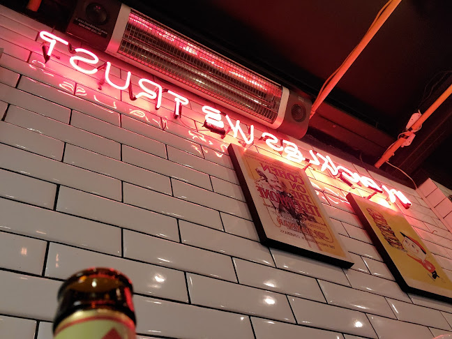 Z Dogs - Gastronomia e hotelaria