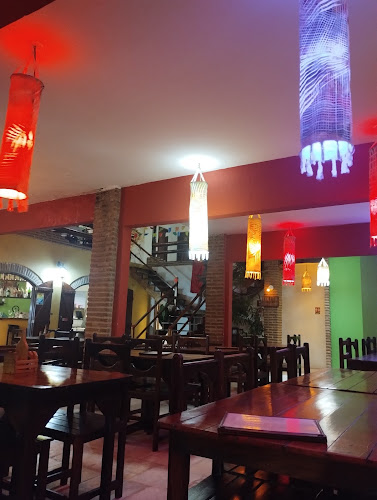 Lá Nostra Pizzaria e restaurante - Gastronomia e hotelaria