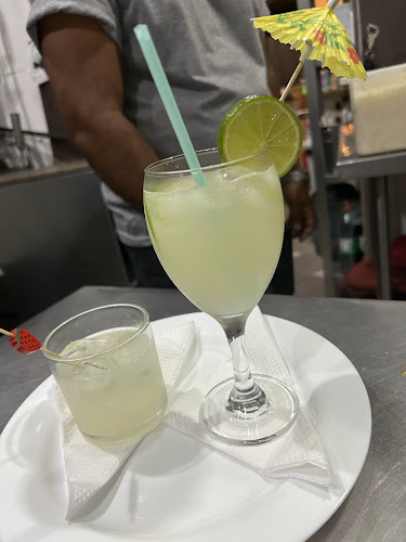 Opinii despre Pizzaria Charleaux în Aparecida - Gastronomia e hotelaria