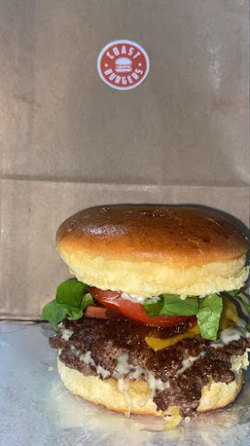Coast Burgers - Palhoça