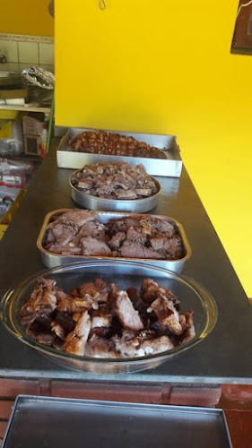 Rua Padre Celestino André Trevisan 365 entrada do pesqueiro da mata, Alameda Dos Pelicanos, 90 - Barreiro, Mairiporã - SP, 07600-000