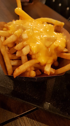 Comentarii opinii despre Burger Happens