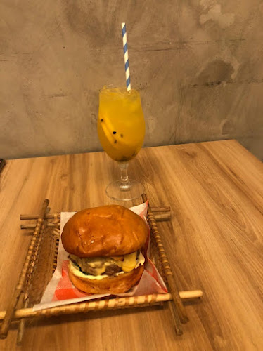 Comentarii opinii despre Tapajó Burger Belém
