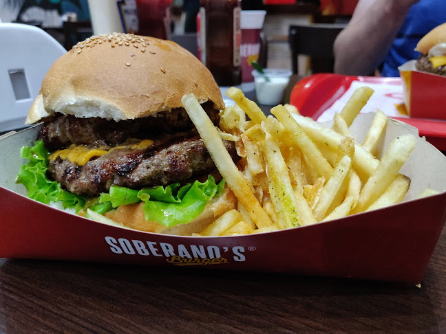 Opinii despre Soberano's Burger Dois Vizinhos în Dois Vizinhos - Gastronomia e hotelaria