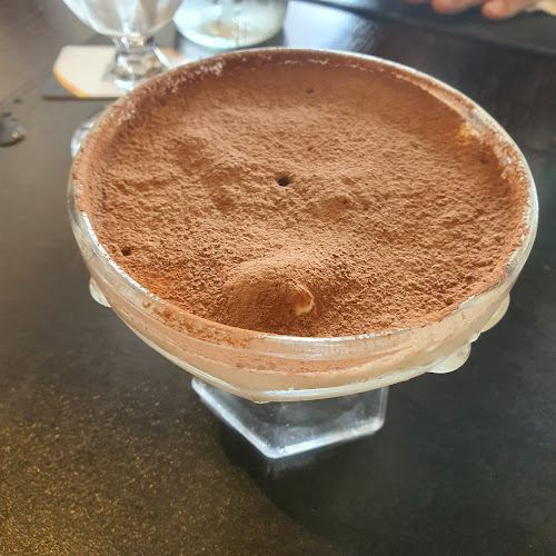 Asa Sul CLS 201 BL C Lojas 5 e 11 - Asa Sul, Brasília - DF, 70232-530