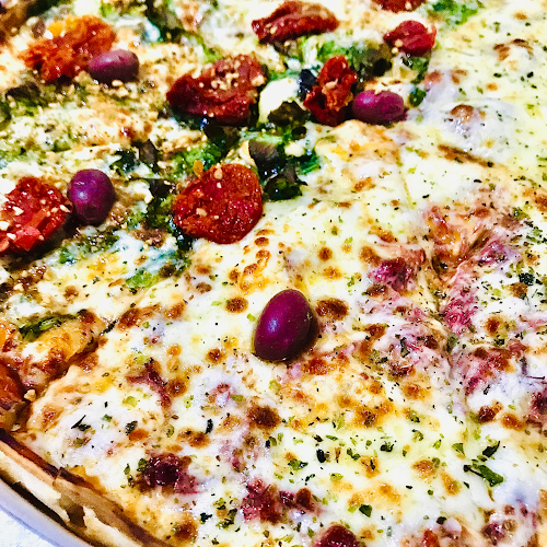 Opinii despre Massa fina e crocante pizzaria delivery în São Paulo - Gastronomia e hotelaria