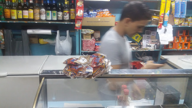 Comentarii opinii despre Mercearia Irmãos Garcia