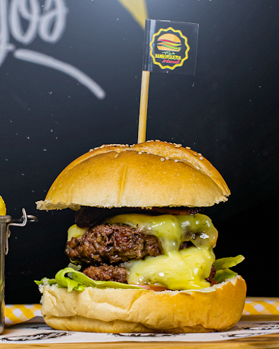 R. São Domingos, 196 - Capuchinhos, Feira de Santana - BA, 44083-684, Brasil