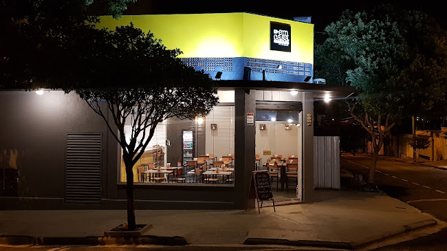 Em Casa Hamburgueria Artesanal