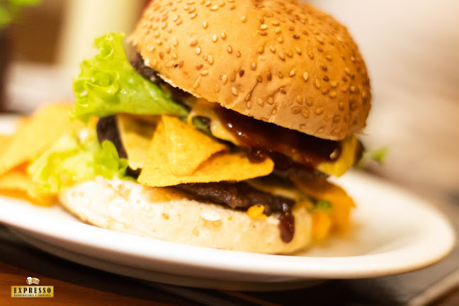 Opinii despre Expresso Hambúrgueria e Choperia în Tubarão - Gastronomia e hotelaria