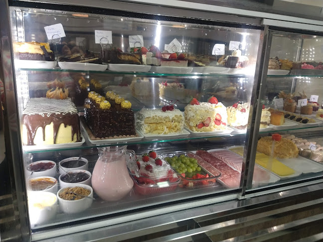 Padaria e Confeitaria Com Sabor
