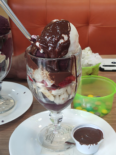 Frutos de Goiás - Lagoinha - Belo Horizonte