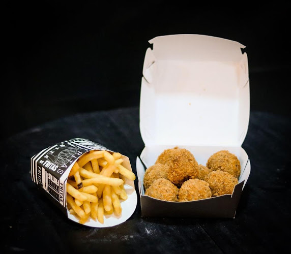 IN OFF - Pub Burguer Grill - Gastronomia e hotelaria