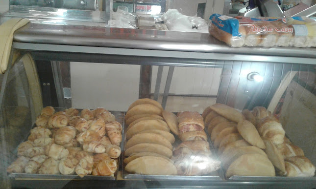 Comentarii opinii despre Padaria e Confeitaria Pão Dourado