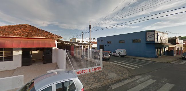 Avalanche's bar espeto e bilhar